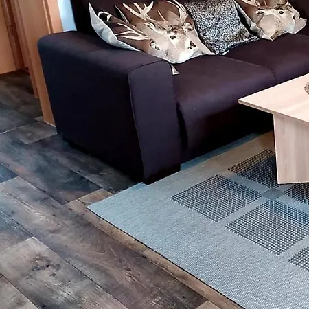 Konukevi Forsthaus Garz 4*