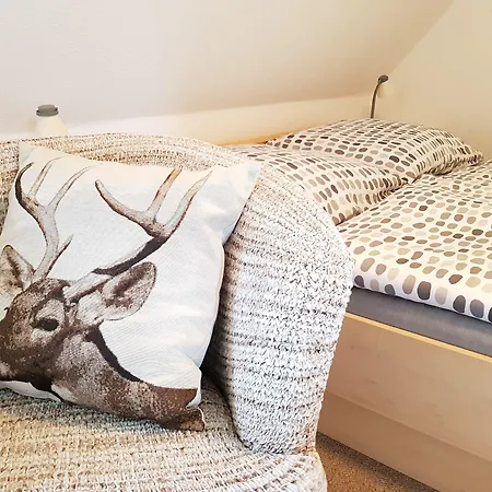 Forsthaus Garz بيت ضيافة